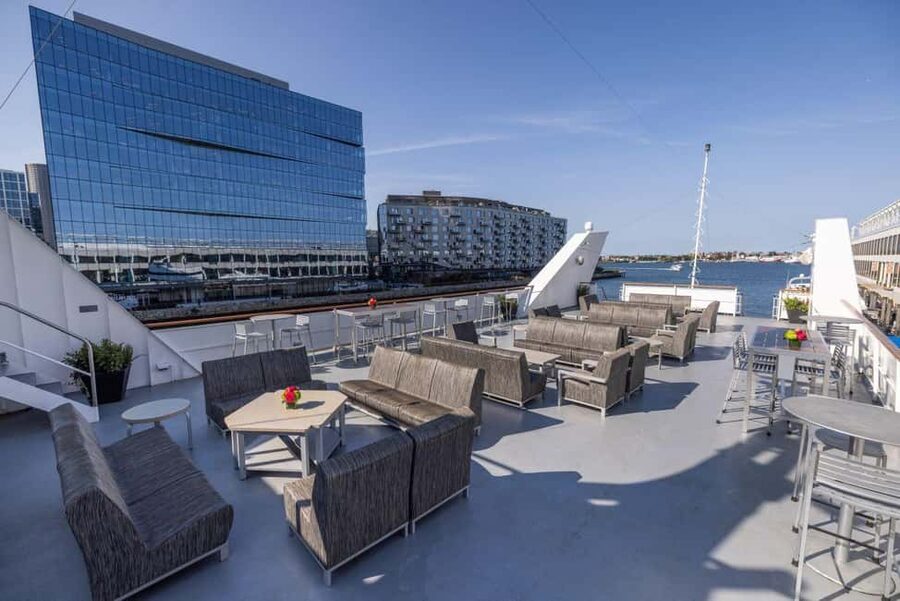 City Cruises Boston: Harbor Buffet Lunch or Dinner Cruise - Should you book this Boston harbor cruise?