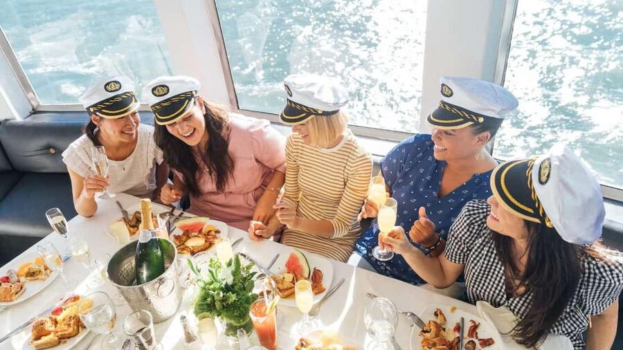 City Cruises Chicago: Lake Michigan Lunch or Dinner Cruise - What the Chicago Lake Michigan cruise is really like