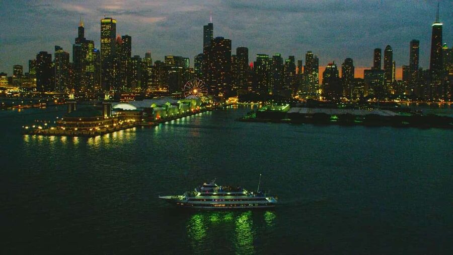 City Cruises Chicago: Lake Michigan Lunch or Dinner Cruise - Food, service, and the small details that matter
