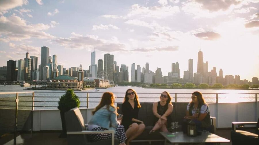 City Cruises Chicago: Premier Lunch or Dinner Cruise - The outdoor decks are the real sightseeing seat