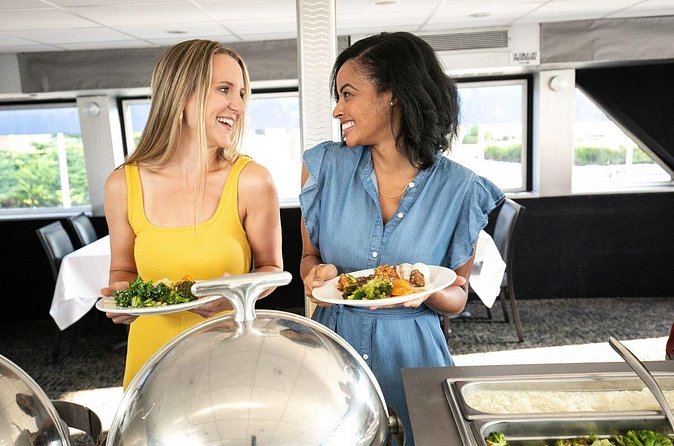 City Cruises Chicago: Signature Brunch Cruise on Lake Michigan - The Adler Planetarium and Shedd Aquarium from the south
