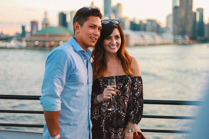 City Cruises Chicago: Signature Lunch Cruise on Lake Michigan - What the two-hour cruise actually feels like