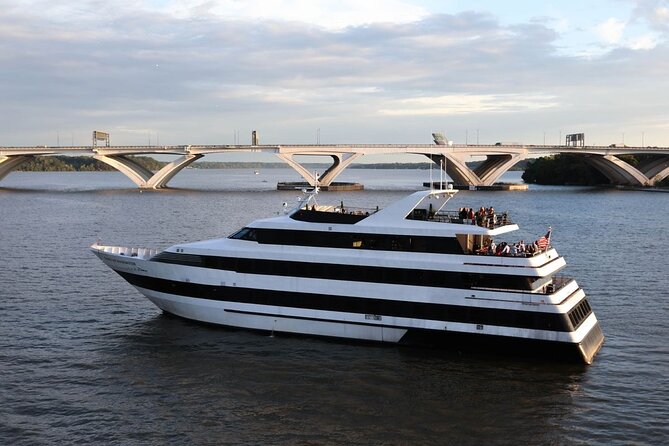 City Cruises DC: Scenic Buffet Lunch Cruise - Buffet lunch, coffee, and onboard service