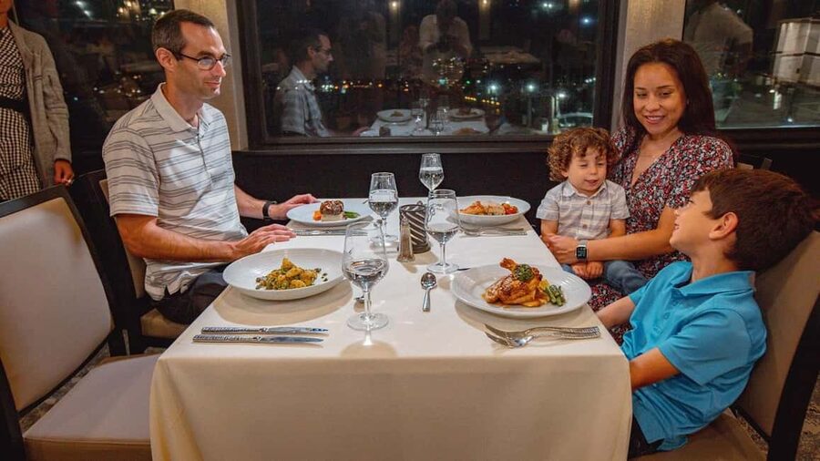 City Cruises Marina Del Rey: Sunset Cruise with Dinner - The First Hour: Harbor Views and Dinner Service