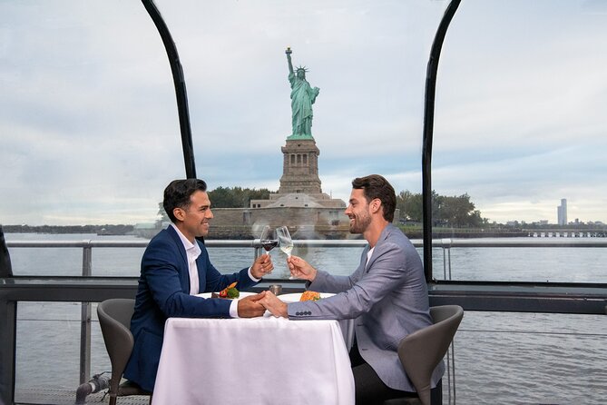 City Cruises New York Bateaux Premier Lunch Cruise - Service, celebrations, and the occasional rough edge
