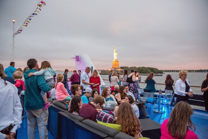 City Cruises New York: Signature Dinner Cruise - New York dinner with a view from Pier 61