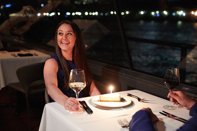 City Cruises NYC: Skyline Dinner Cruise from New Jersey - Dinner, drinks, and the onboard mood