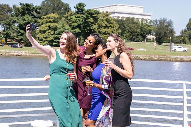 City Cruises Washington DC: Signature Mimosa Brunch Cruise - The Wharf adds a modern waterfront setting