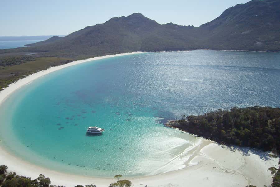 Coles Bay: Wineglass Bay Adults-Only Cruise with Lunch - Key points to know before you book