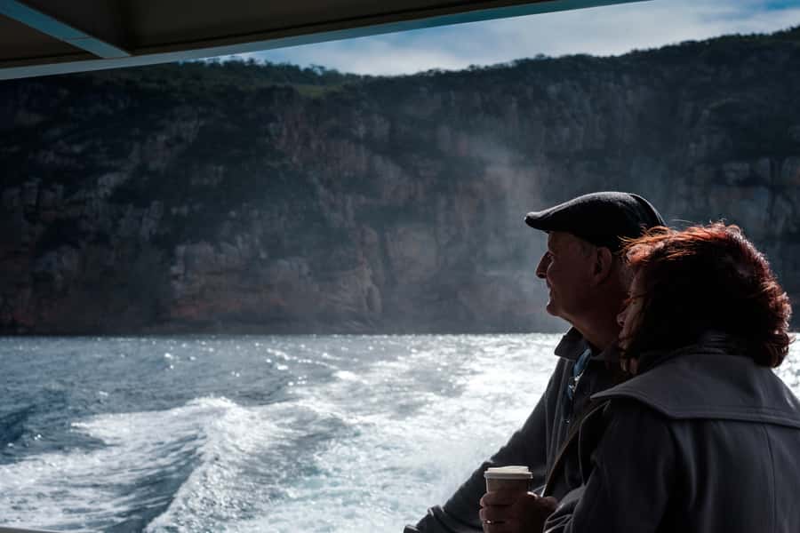 Coles Bay: Wineglass Bay Adults-Only Cruise with Lunch - Sky Lounge comfort, privacy, and the bridge view