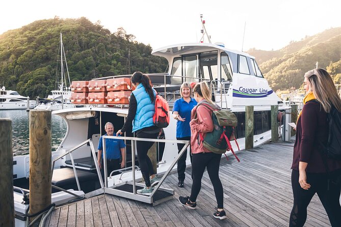 Cruise and Lunch at Furneaux Lodge - What the return cruise adds to the day