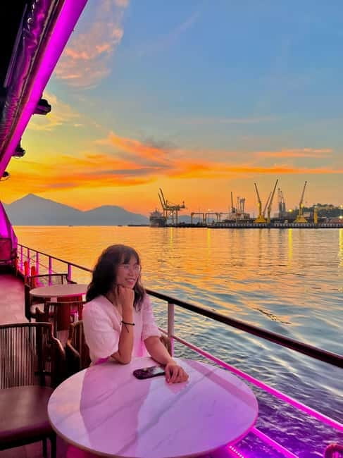 Da Nang: Experience a Magical Sunset Dinner Cruise in DN Bay - The 8:30 PM option and Dragon Bridge