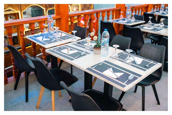 Dhow Cruise with Dinner at Dubai Al Seef - Shared pickup and the risk of a mixed-up departure