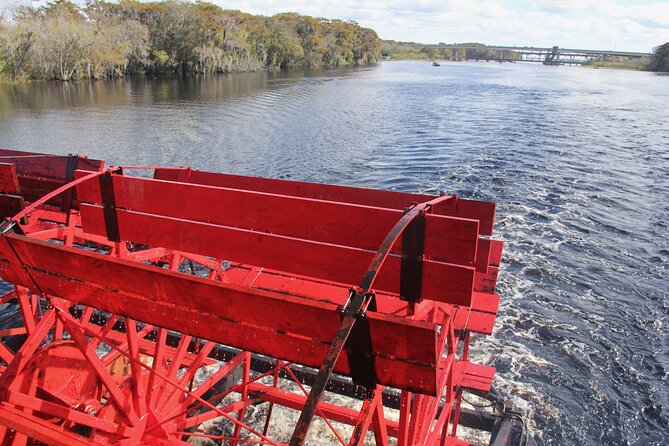Dining Cruise Experiences on St Johns River from Sanford Florida - Who will enjoy this cruise most?