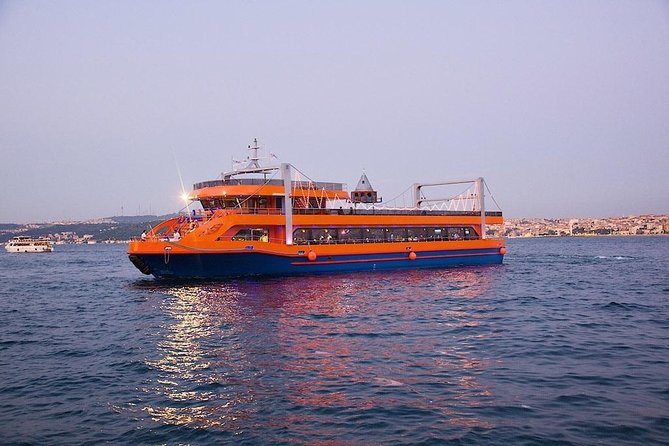 Dinner Cruise by Night on Bosphorus with a Traditional Show - What the mixed experience tells you