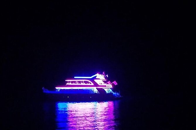 Dinner Cruise Full party & Show & Belly dancer in Sharm El Sheikh - Music, belly dancing, and the party mood