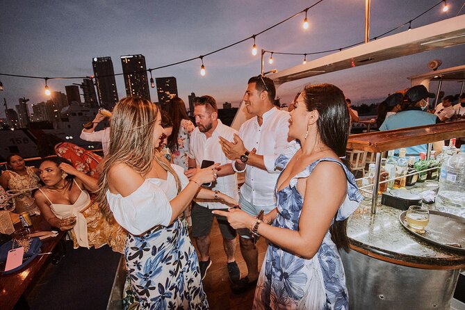 Dinner cruise on Cartagena's bay with Sibarita Master - What $90 buys you in Cartagena