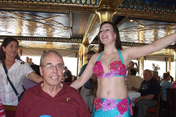 Dinner Cruise on the Nile with Show from Cairo and Giza - Western music, belly dancing, and tanoura