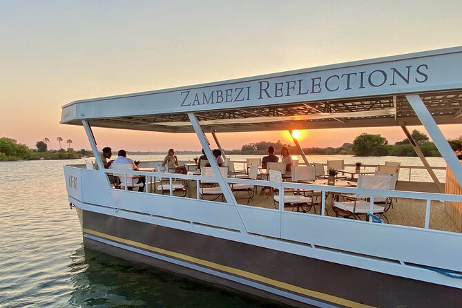 Dinner Cruise on the Zambezi River - What the three-hour rhythm feels like