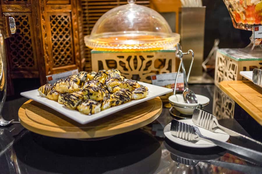 Dubai: 2-Hour Evening Dhow Cruise and Dinner - Should you book this dhow dinner?