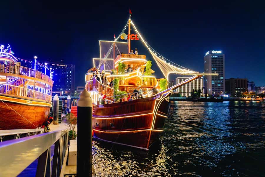 Dubai: Al Seef Largest Dhow Dinner Cruise with Live Show - What You See Between Bur Dubai and Deira