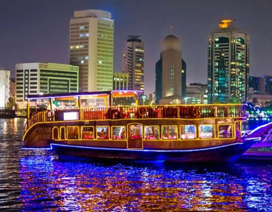 Dubai: Dhow Dinner Cruise on Creek or Marina with Live Shows - Choosing between Dubai Creek and Dubai Marina