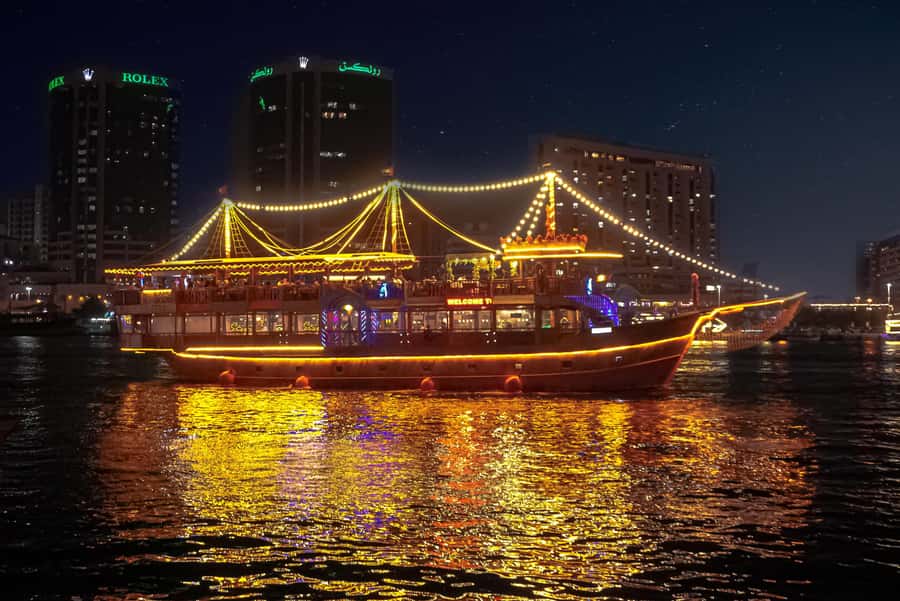Dubai: Luxury Dinner Cruise with Live Music - A calm night on Dubai Creek