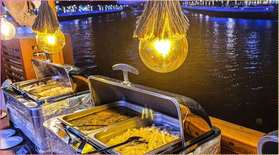 Dubai: Marina Dhow Dinner Cruise with Live Entertainment - Key points to know before booking