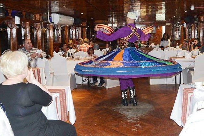 Dubai Marina Dinner Cruise - Group size, comfort, and seating realities