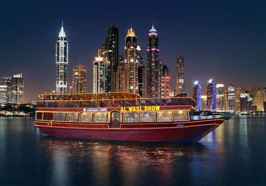 Dubai Marina Dinner Cruise with Live Entertainment(Al Wasl) - Why Dubai Marina works so well at night