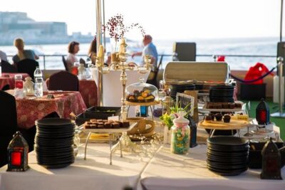 Dubai Marina Dinner Cruise with Live Music & Open Bar