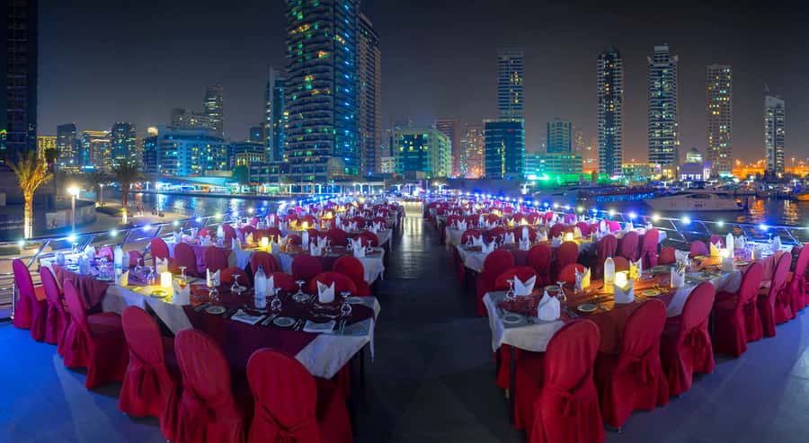 Dubai: Marina Luxury Dhow Dinner Cruise - Why Dubai Marina works so well from a dhow