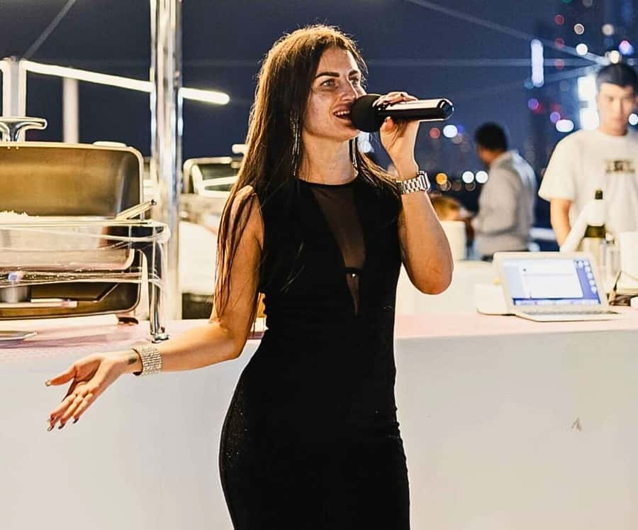 Dubai: Marina Premium Dinner Cruise with Unlimited Drinks - Dubai Marina by Night: A Dinner With a Moving View