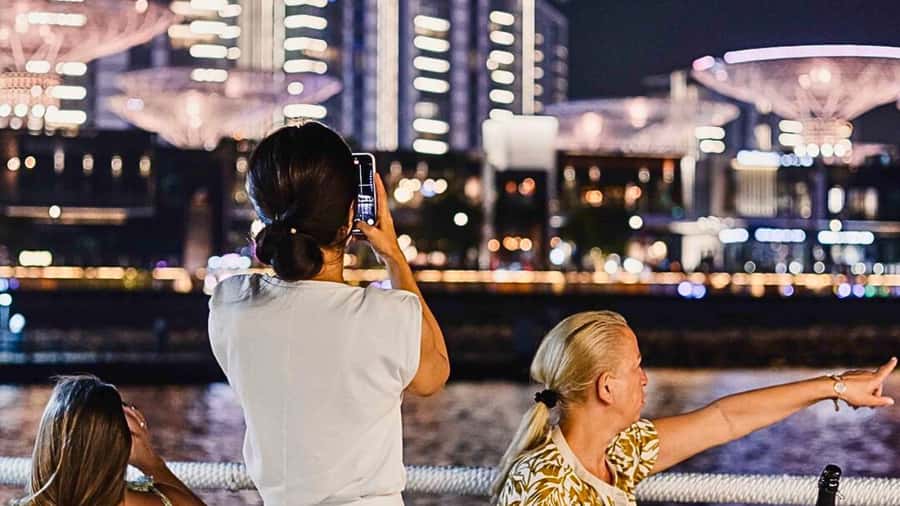 Dubai: Marina Premium Dinner Cruise with Unlimited Drinks - Who Will Enjoy This Cruise Most?