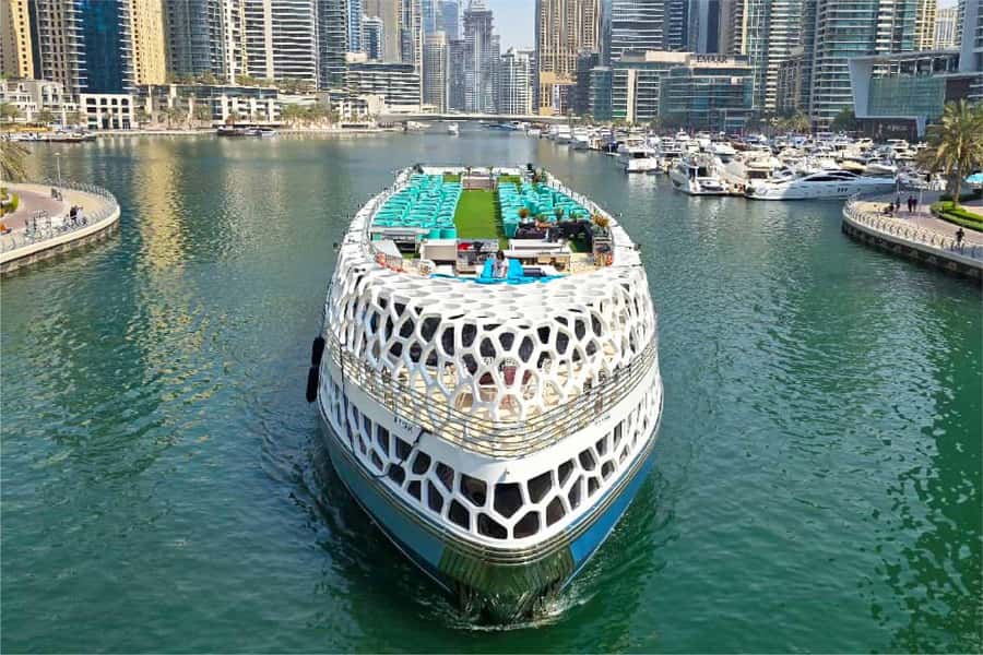 Dubai: Mega Yacht Dinner Cruise with Buffet - Checking in beside Pier 7