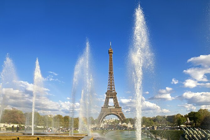 Escorted Paris Day Trip: Eiffel Tower, Notre Dame & Lunch Cruise - A very full day from St Pancras to Paris