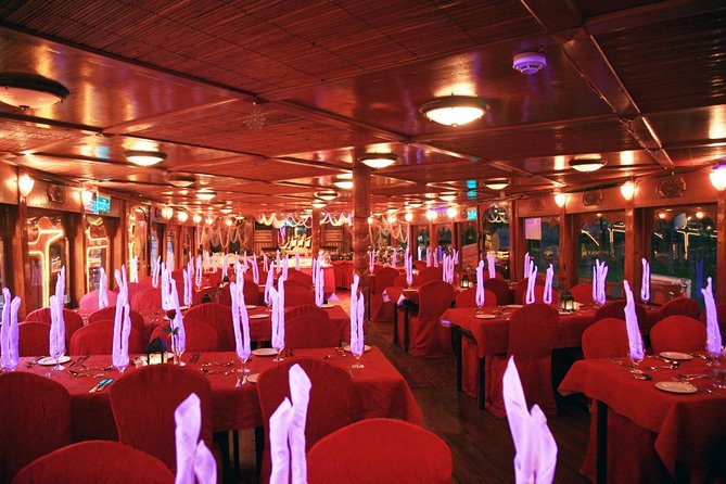 Evening Dhow Dinner Cruise in Dubai - Hotel pickup and the trip to the pier