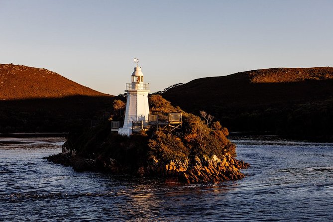 Evening Dinner Cruise - Seating, weather, and small practical drawbacks