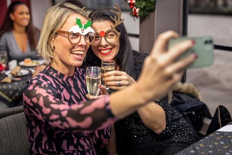 Festive London Christmas Day River Thames Lunch Cruise - Is $235 a fair Christmas splurge?