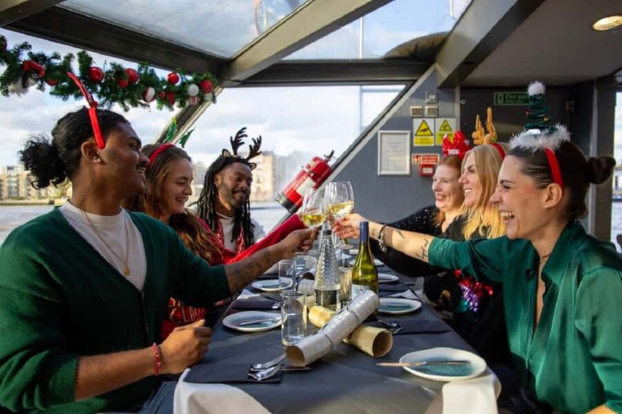 Festive London Christmas Day River Thames Lunch Cruise - The Christmas lunch, course by course