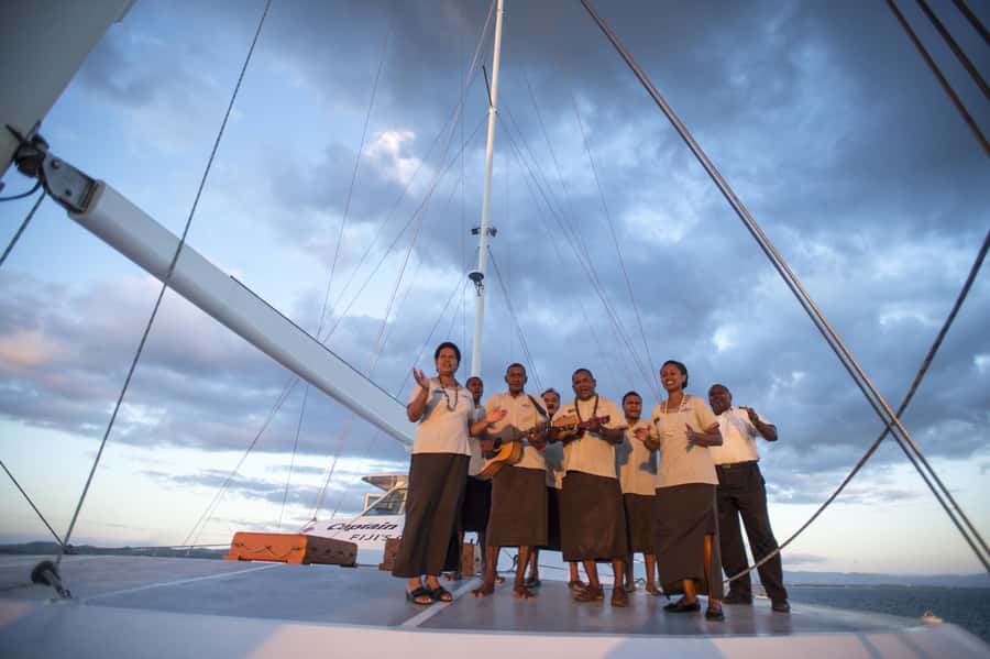 Fiji: Captain Cook Cruises Sunset Dinner Cruise with Lobster - What happens from hotel pickup to the boat