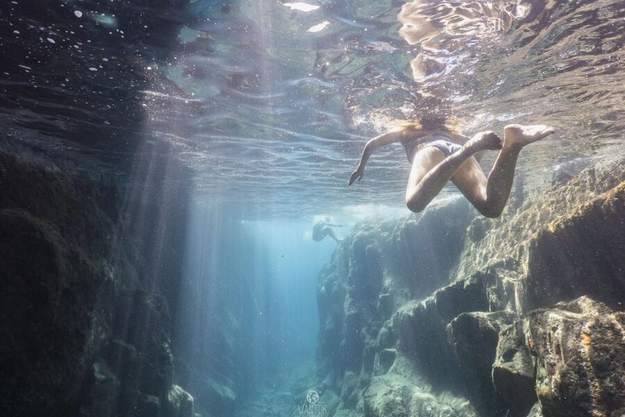 From Adamas: Milos and Poliegos Catamaran Cruise with Lunch - Sykia Cave and Gerontas