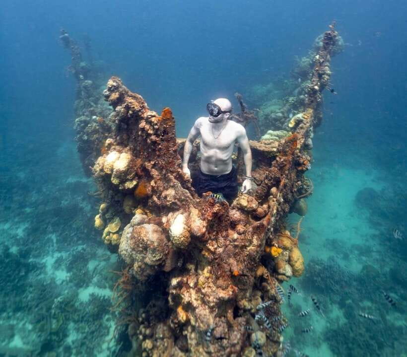 From Coron: Twin Lagoon and Skeleton Wreck Cruise with Lunch - Snorkeling Skeleton Wreck and Siete Pecados
