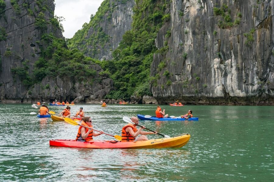 From Hanoi: 2-Day Halong Bay Cruise with Meals - Cabin checkout and the final meal