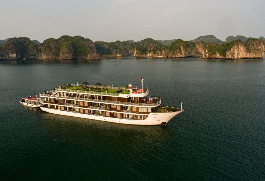 From Hanoi: 2-Day Lan Ha Bay Cruise with Meals and Cabin - Why two days work better than a rushed bay cruise