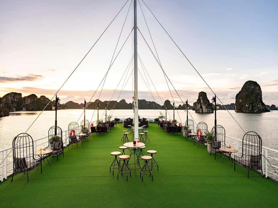 From Hanoi: 3-Day Ha Long and Lan Ha Bay Cruise with Meals - Who should book this cruise?