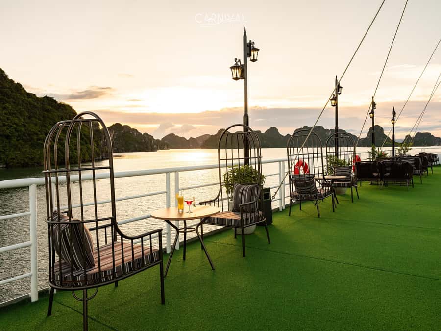 From Hanoi: 3-Day Ha Long and Lan Ha Bay Cruise with Meals - What the $455 price really covers