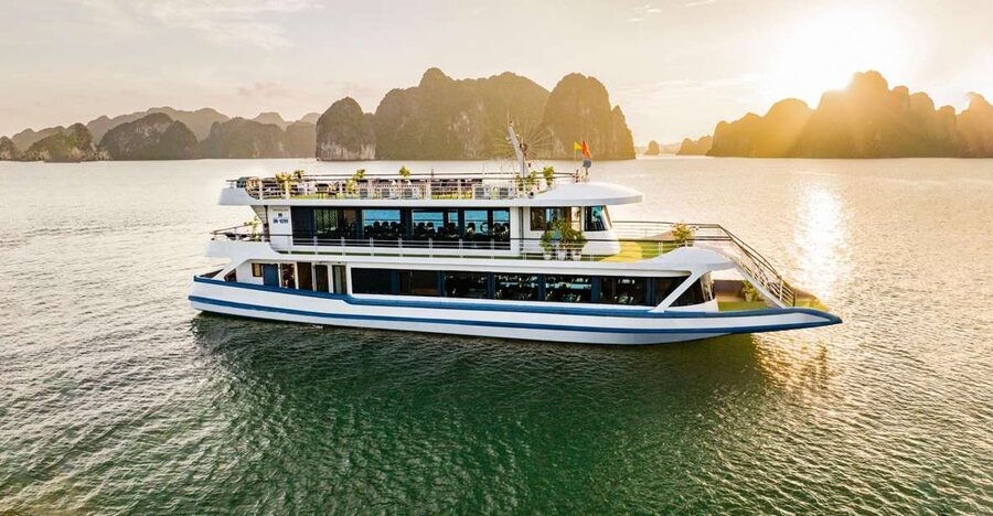 From Hanoi: Ha Long Bay 5-star Day Cruise with Buffet Lunch - What the $50 price really covers