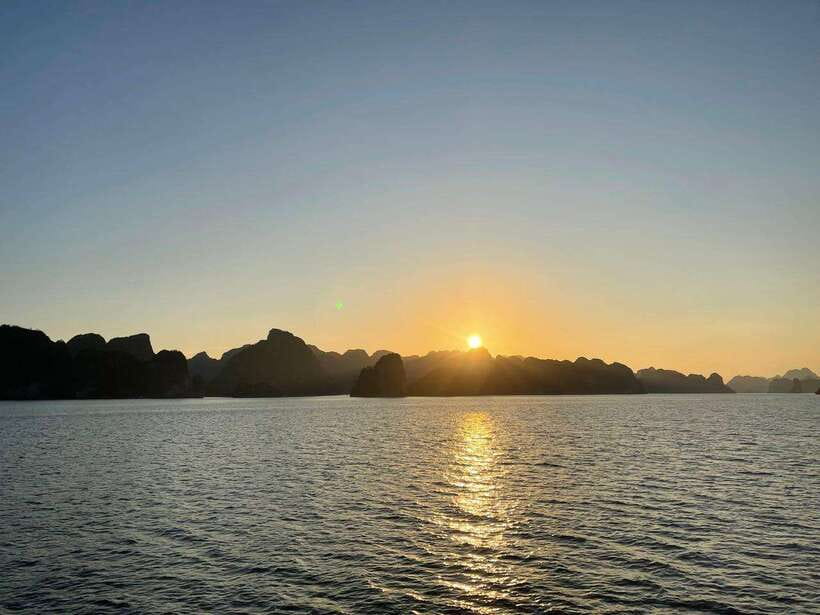 From Hanoi: Ha Long Bay Tour with Cruise & Lunch - Key points to know before booking