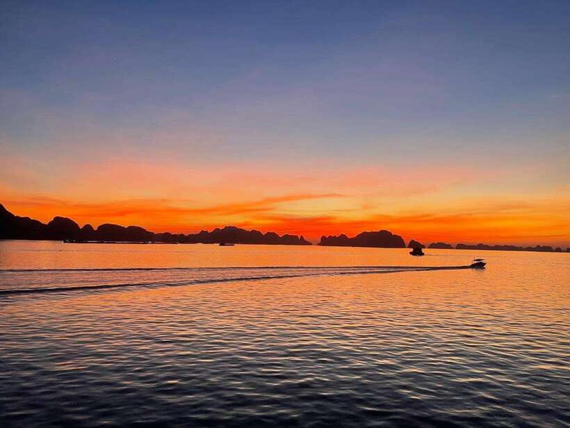 From Hanoi: Ha Long Bay Tour with Cruise & Lunch - Arriving at Tuan Chau Port
